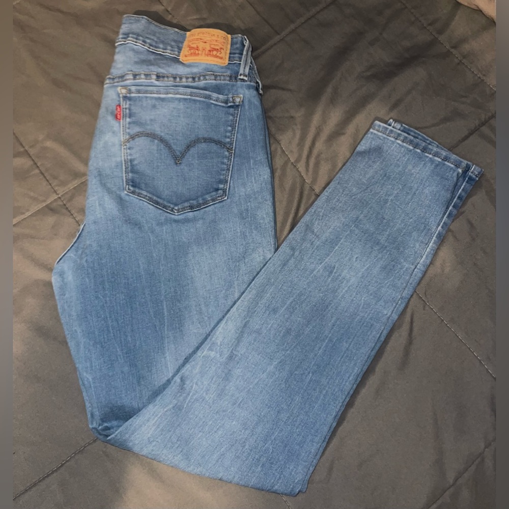 Levi’s 710 Super Skinny